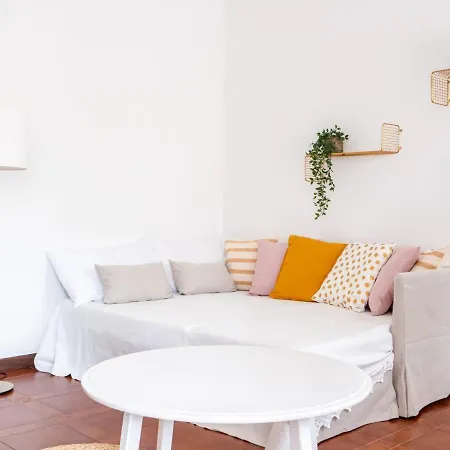 Apartment The Best Rent - Large And Bright Two-bedrooms With Balcony