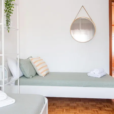 Apartment The Best Rent - Large And Bright Two-bedrooms With Balcony *